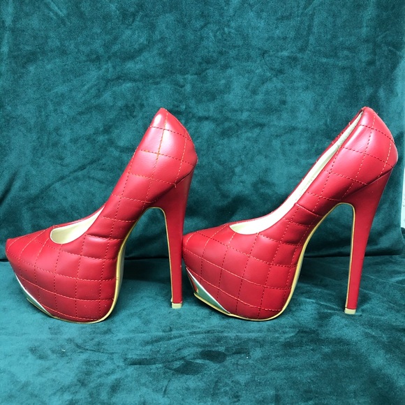 Liliana Red Quilted Platform Stiletto Heels Size 7 - Picture 3 of 8